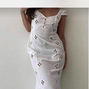 Elegant White Floral Dress